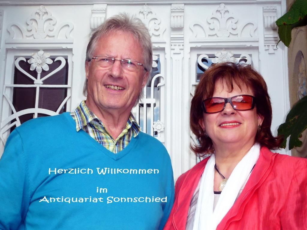 Romantikzimmer Im Antiquariat Sonnschied Room photo